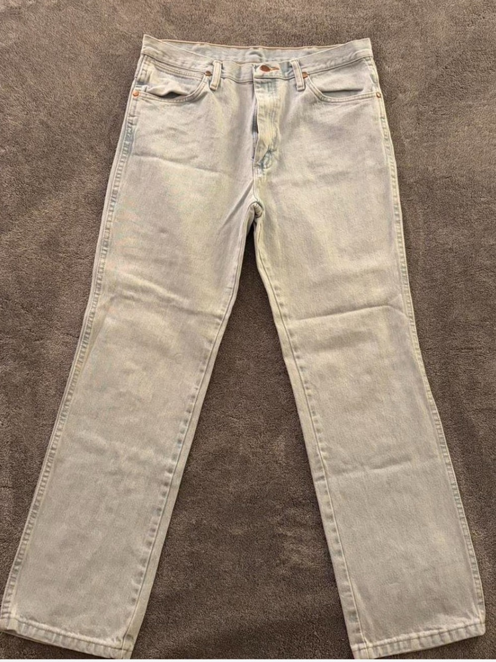 Wrangler Light Blue Straight Leg boot cut men’s Jeans